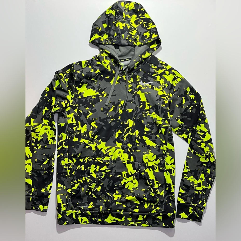 Nike Therma Fit Camo Hoodie, Men’s Medium, Green/Black, ActiveWear
